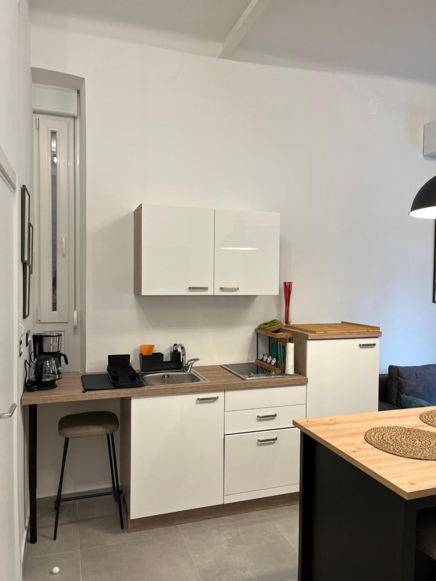 Viola, Apartment